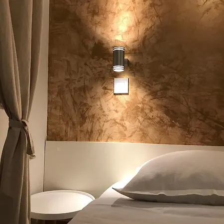 게스트하우스 Secret Garden 자다르