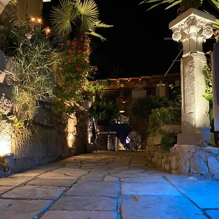 Konukevi Secret Garden Zadar